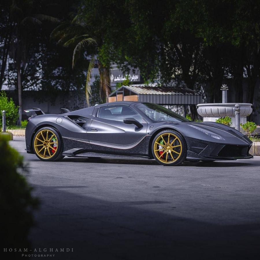  Ferrari 4XX Siracusa Spider by Mansory 2017 года  (фото 15 из 24)